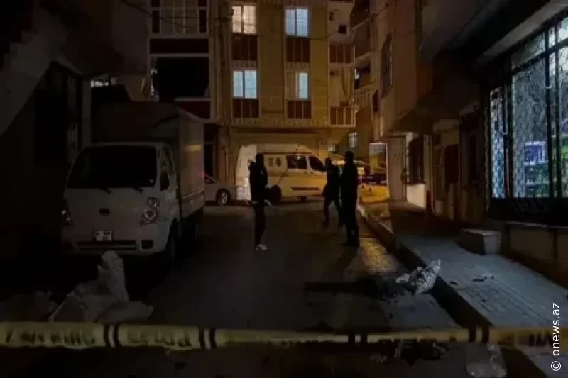 İstanbulda polis maşınına partlayıcı atıldı