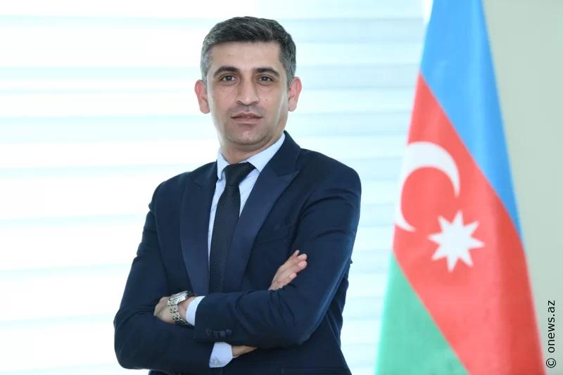 Ön sözləri, kitab redaktəsini yığışdırın -